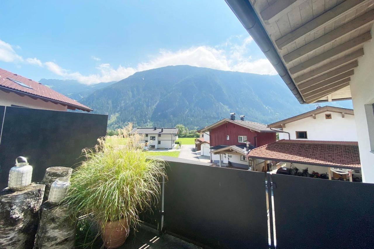 Apart Haus Bella Mayrhofen Exterior photo