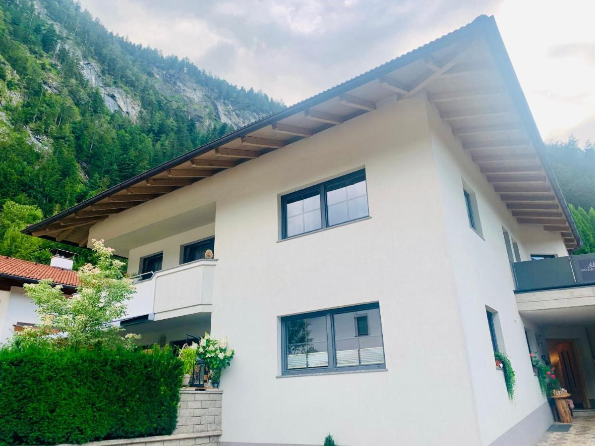 Apart Haus Bella Mayrhofen Exterior photo